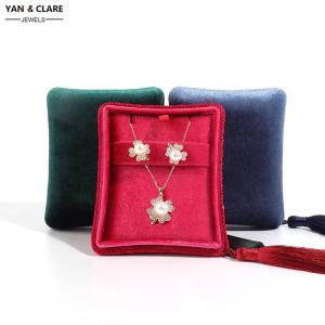 Novel Oblong Shape Velvet Pendant Box with Tassel