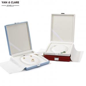 Stock Available Classic Pearl Necklace Box