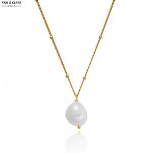 9-10mm Baroque White Freshwater Pearl Pendant Necklace